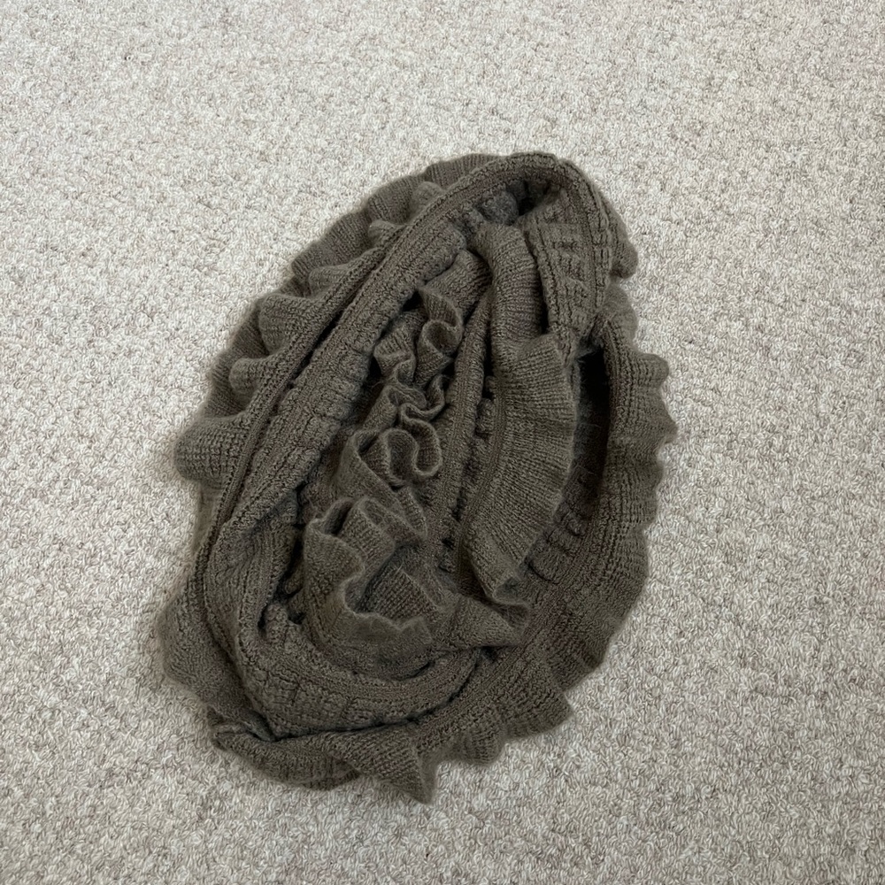 Infinity scarf